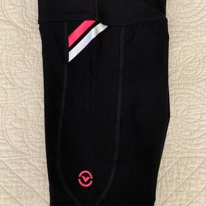 Virus Stay Cool Women’s Compression Crop Pant